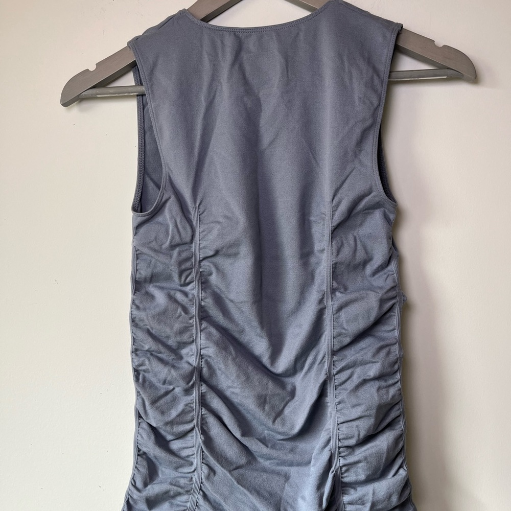 Merona Seamless Gray Ruched Sleeveless Top, Size Women’s Small - Picture 6 of 6